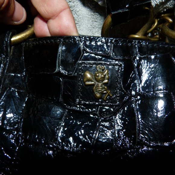 BABEE D LARGE EMBOSSED LEATHER BAG. EUC - Picture 12 of 16